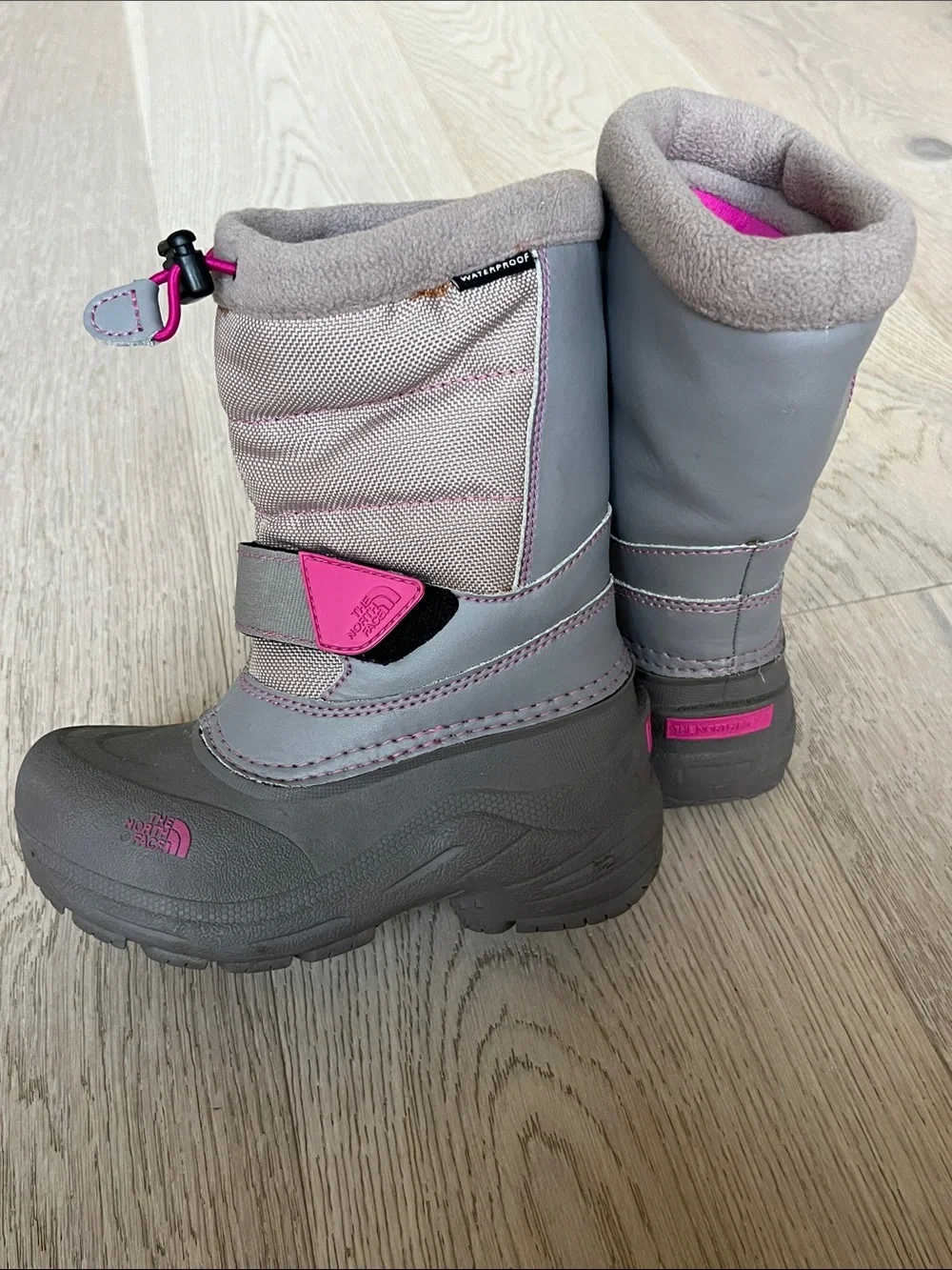 The North Face - Little Girls Winter Snow Boots - U.S. Size 11